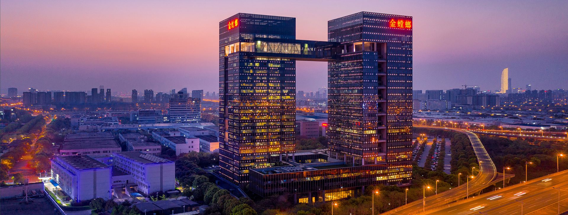 �ǿ���������